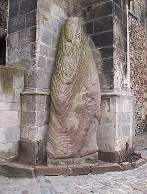 Menhir Cathédrale du Mans