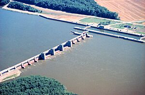 Mississippi River Lock and Dam number 17