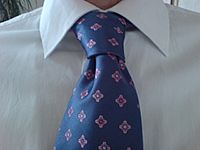 Necktie knot