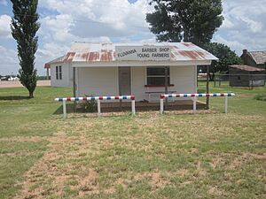 Old barbershop in West Texas IMG 4596