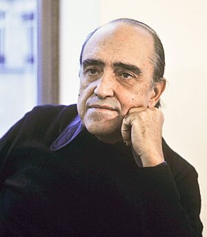 Oscar Niemeyer, Pic, 9 - edit
