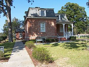 PortHudsonCem2
