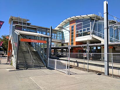 Rhodes Railway Station October 2017.jpg