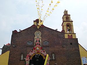 San Miguel Topilejo, detalle de la fachada superior.JPG