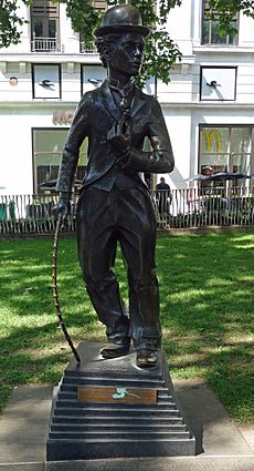 Statue of Charlie Chaplin.jpg