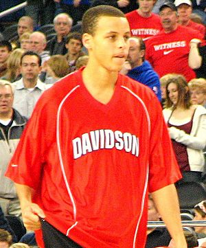 Stephen Curry Davidson cropped