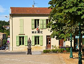 The town hall in Sainte-Colombe-sur-l'Hers