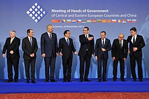 Victor Ponta la Summit-ul Premierilor din Europa Centrala si de Est - China, Bucuresti (11170614614)