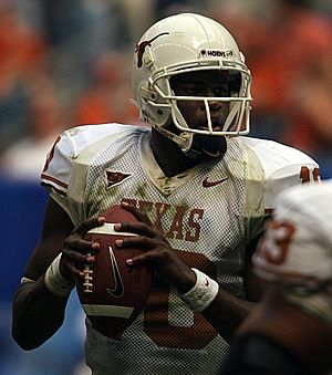 Vince Young 2005 (cropped)