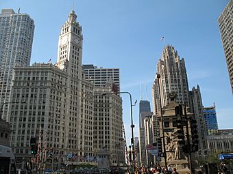 20070509 Foot of Magnificent Mile.JPG