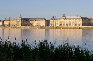 Bordeaux quais 04