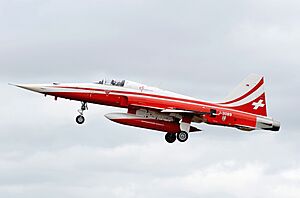 F-5E Tiger II of the Swiss Air Force arrives Fairford 7Jul2016 arp