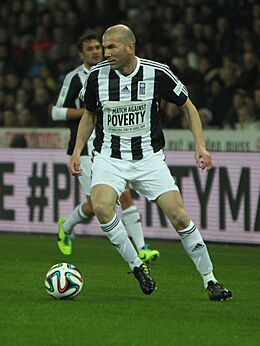 Football against poverty 2014 - Zidane (4)