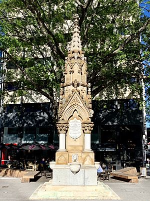 Mooney Memorial Fountain, Brisbane, Queensland 01.jpg