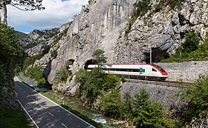 SBB RABDe 500 Moutier Gorge