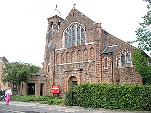 St Dunstans church, Bellingham (geograph 1942605).jpg