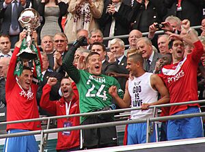2012 FA Trophy Final York City players with trophy