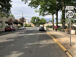 2018-06-20 17 05 28 View east along New Jersey State Route 28 (Fifth Street) at Watchung Avenue in Plainfield, Union County, New Jersey