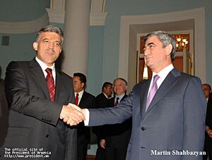 Abdullah Gul in Armenia (2008-09-06) 01