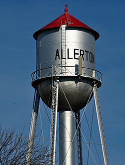Allerton Iowa water tower.jpg