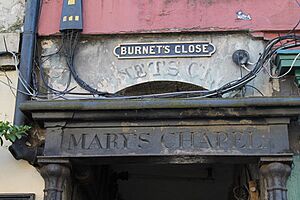 Burnet's Close, Edinburgh - geograph.org.uk - 3512135