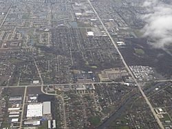2013 aerial photograph of Shorewood