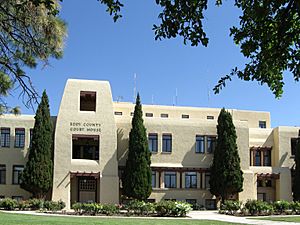 Eddy County Courthouse in Carlsbad