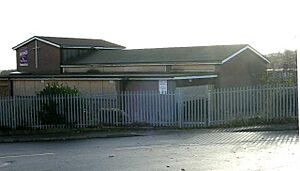 Former Sandford Methodist Church - Broad Lane - geograph.org.uk - 626803