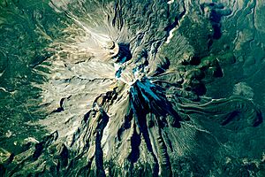 Mount Shasta ISS068-E-17084