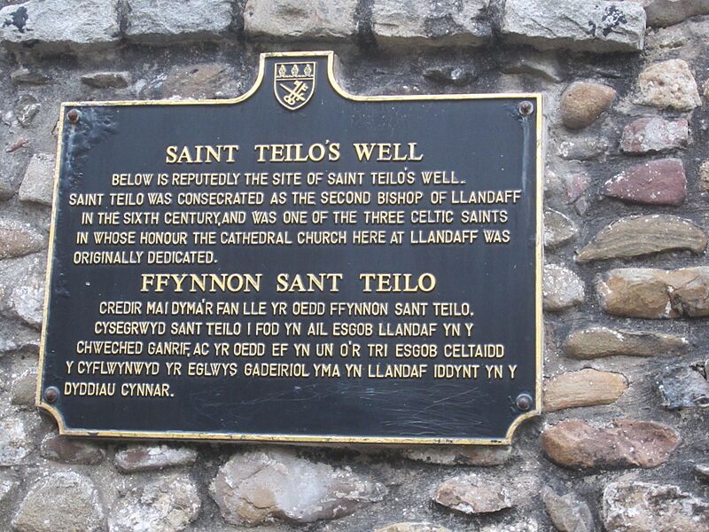 Sain Teilo's Well, Monument