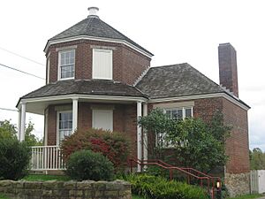 Searights Tollhouse, western front