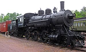 Soo Line - 2645 steam locomotive (E-25-S 4-6-0) 5 (19318807661).jpg
