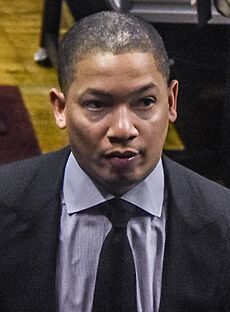 Tyronn Lue (30761766161) (cropped)