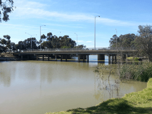 Western Highway crossing the Wimmera River at Horsham