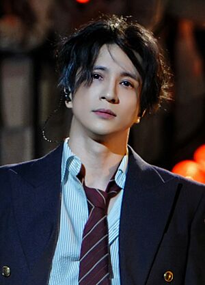 薛之谦 哔哩哔哩永远22毕业歌会 20250602 (cropped).jpg