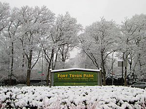 Fort Tryon Park main entrance sign