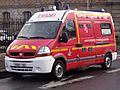Ambulance légère VSAV19 des pompiers de Paris.