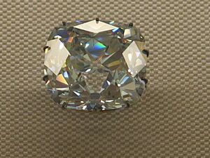 Diamant le Régent (Louvre)