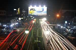 Foto malam hari di Jalan Teuku Nyak Arief, Banda Aceh; 2013