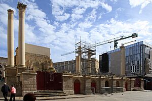Malta - Valletta - Triq ir-Repubblika - Royal Opera + New Parliament Building 01 ies