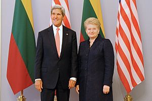 Secretary Kerry Meets With Lithuanian President Dalia Grybauskaitė (2)