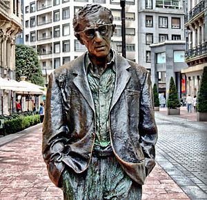 Woody Allen statue, Oviedo, Spain, November 2014