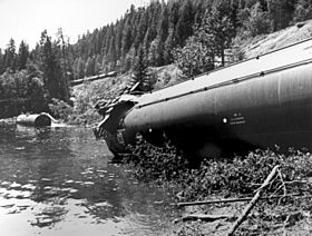 12-24-1989 Whitefish Lake BNSF oil wreck oil Courtesy Charlie Abell