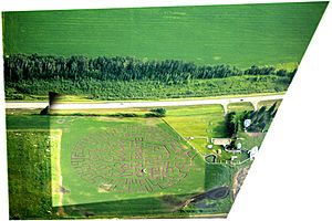 2013-07-11-canada-edmunton-spruce-grove-corn-maze