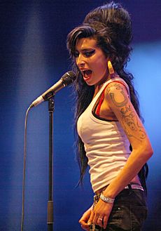 Amy Winehouse f4962007 crop
