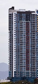 CSIRO ScienceImage 7482 Highrise development at Southport Queensland (cropped 2) - Southport Central Tower A.jpg