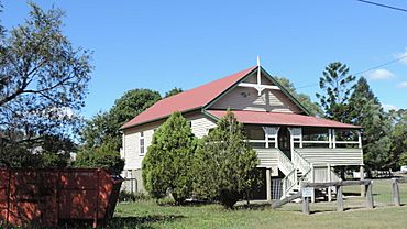 Cedar Creek Public Hall, Closeburn, 2020 03.jpg