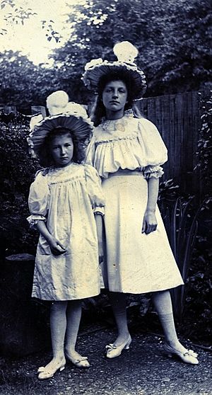 Christabel-Baxendale-1896.jpg