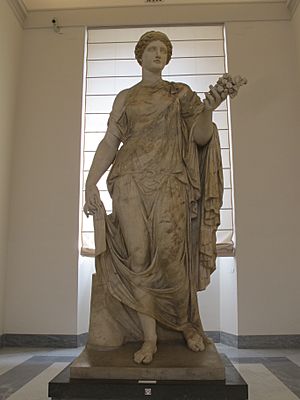 Flora Farnese (Napoli)