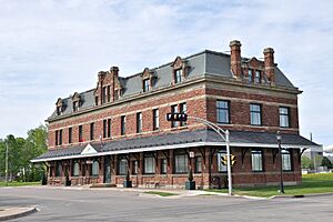Former CNR Station, Weymouth St, Charlottetown, PEI (19436220189)